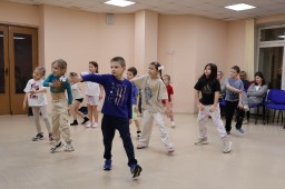 Мастер-класс студии современного танца