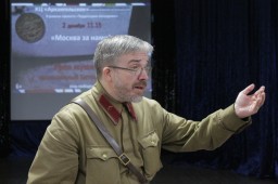 Москва за нами!