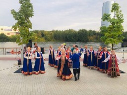 Звонцы на программе "Летний вечер у реки"